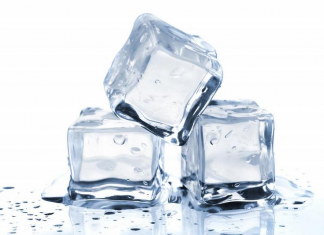 Metodo facile e veloce per rimuovere il ghiaccio dal freezer