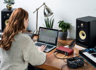 Come collegare subwoofer, monitor studio ed interfaccia audio